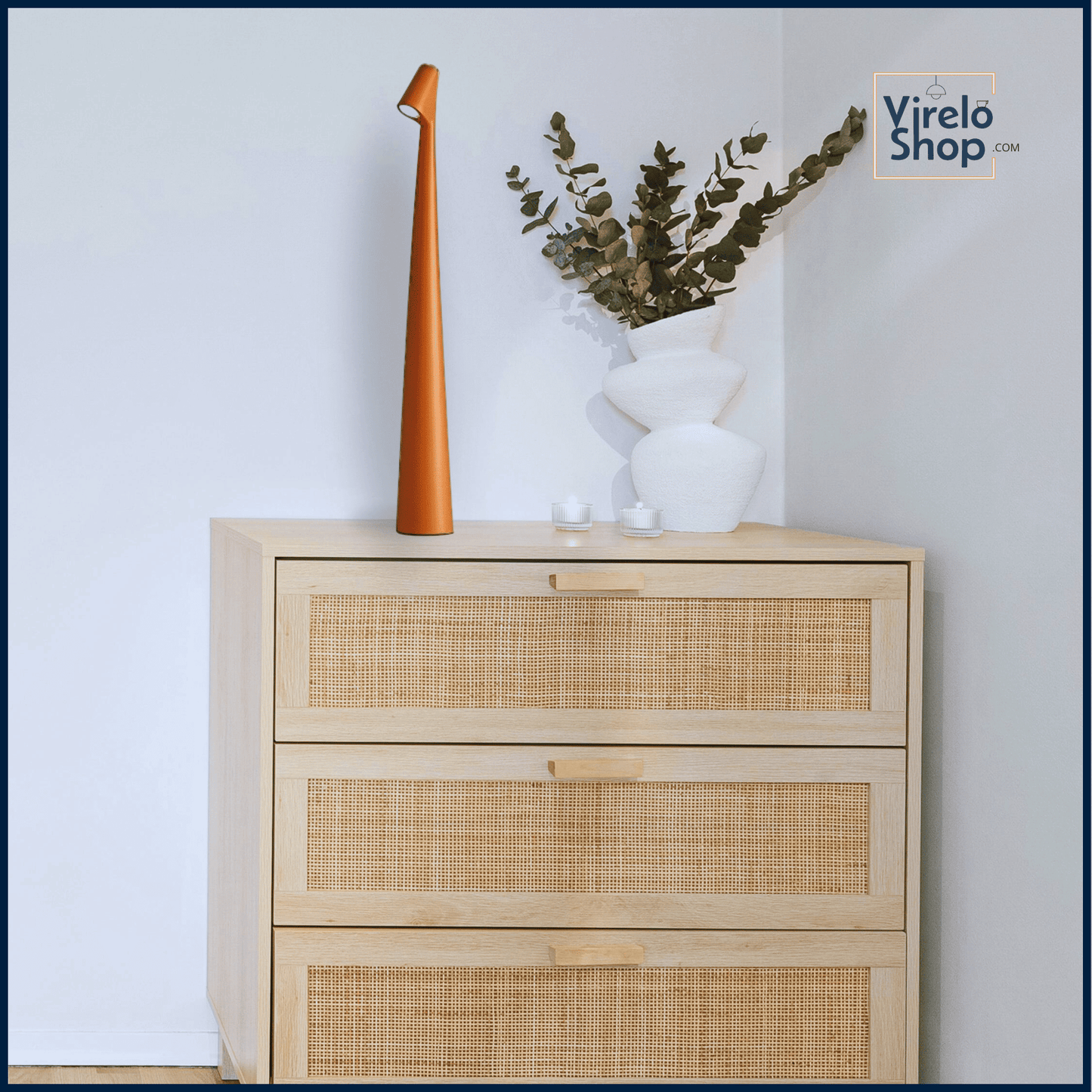 Minimalistische LED-Tischleuchte - SAVANA