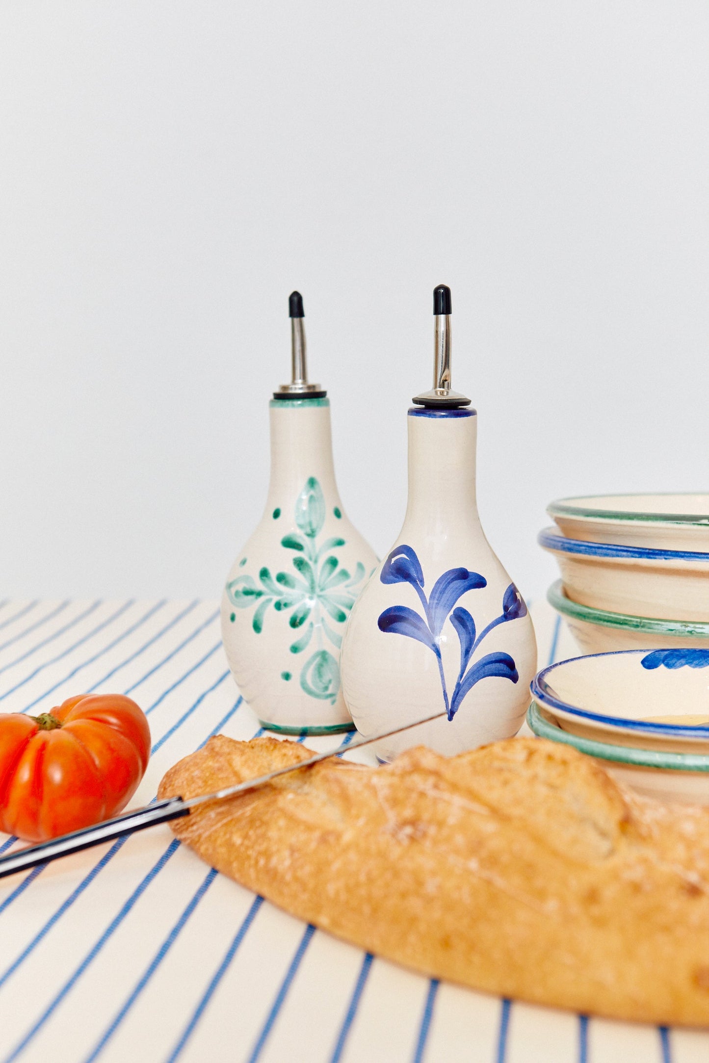 Bidon d'huile en céramique verte Granada