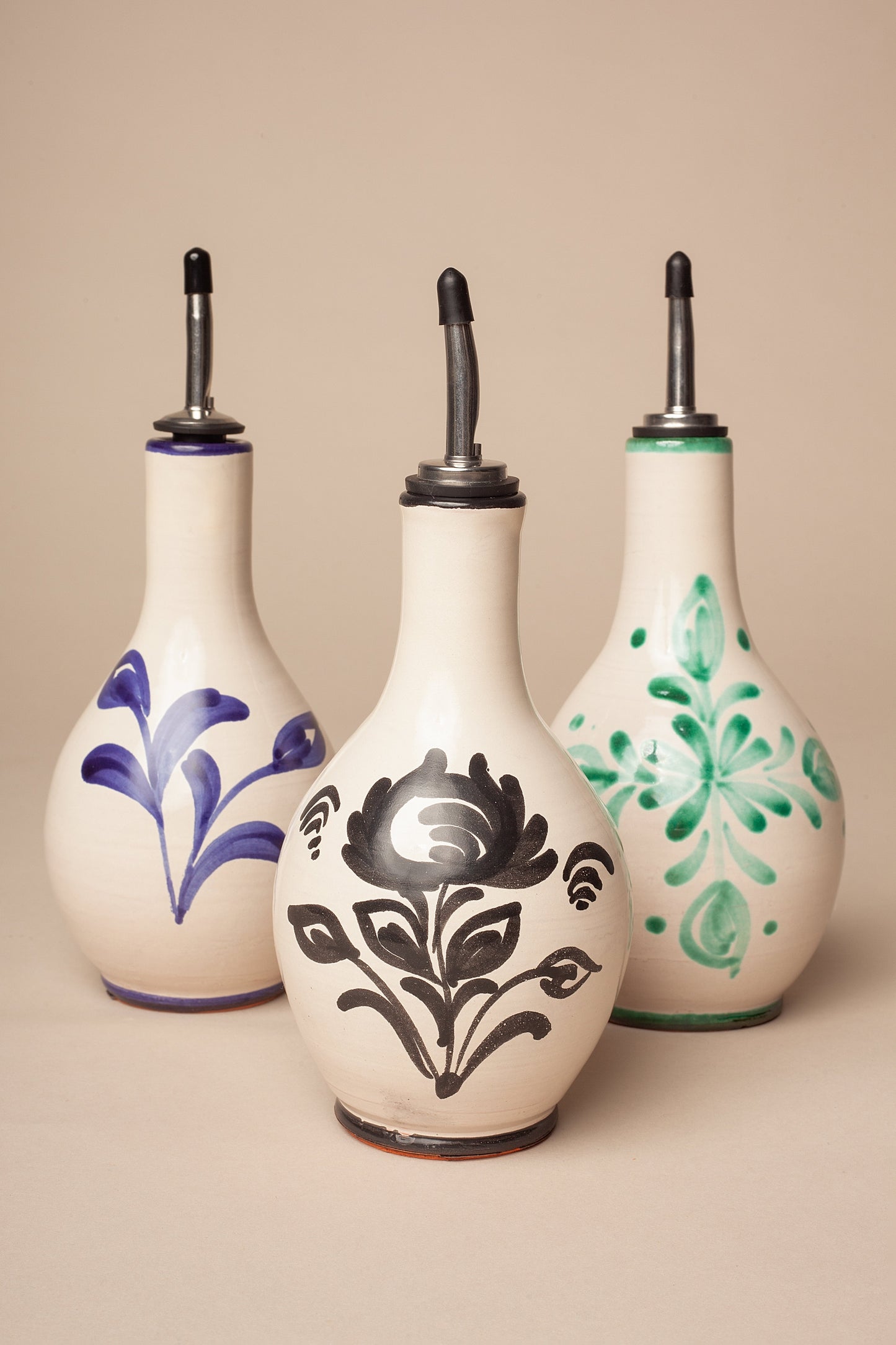 Bidon d'huile en céramique noire Granada