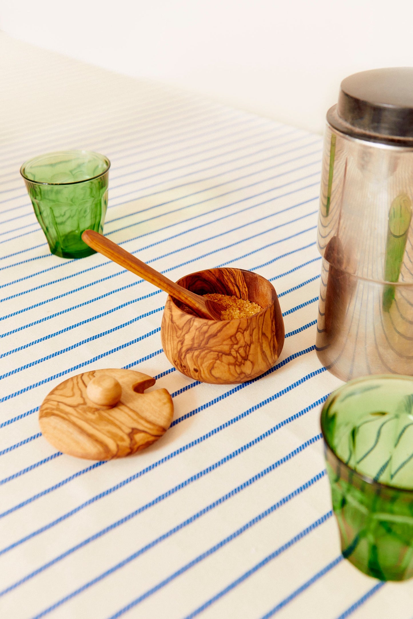 Zuckerdose mit Deckel und Olivenholzlöffel