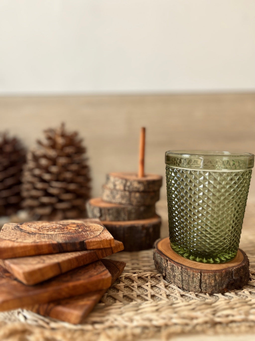 Untersetzer aus Holz – OLIVE