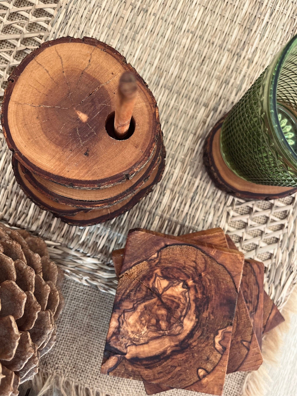 Untersetzer aus Holz – OLIVE