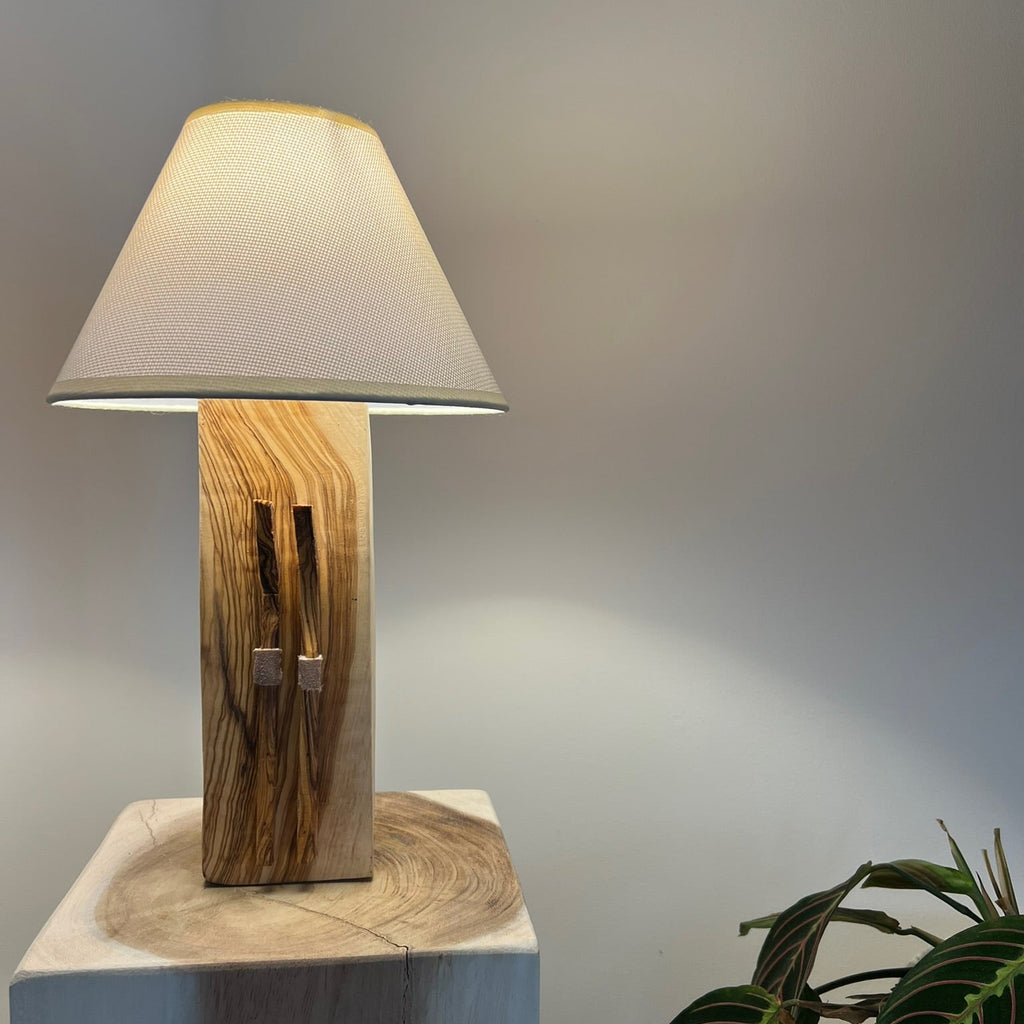 Holzlampe - OLIVEN