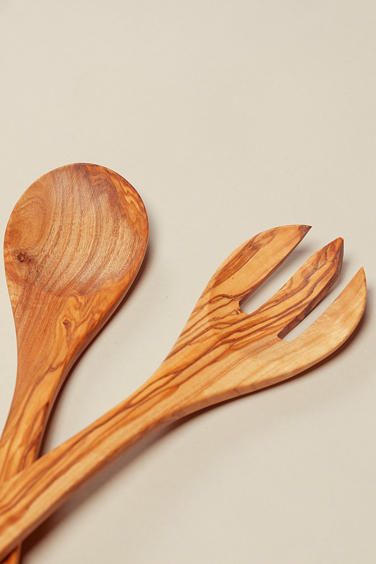 Löffel- und Gabelpaket aus Olivenholz